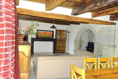 Kuchyň nebo kuchyňský kout v ubytování Gîte les Hortensias