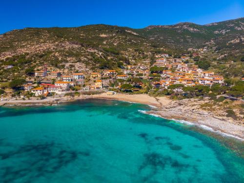 Fotografie z fotogalerie ubytování Appartamenti del Sole - Goelba v destinaci Seccheto