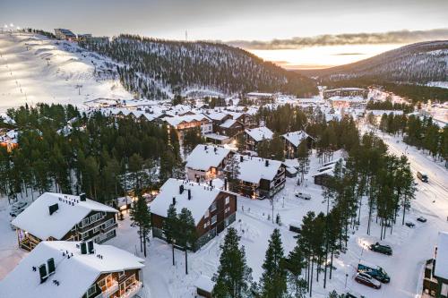 an aerial view of a ski resort in the snow at Levillas Skimbaajankuja 6 as3 in Levi