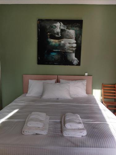 Cosy 1BR Apt with Balcony in Vibrant Exarcheia