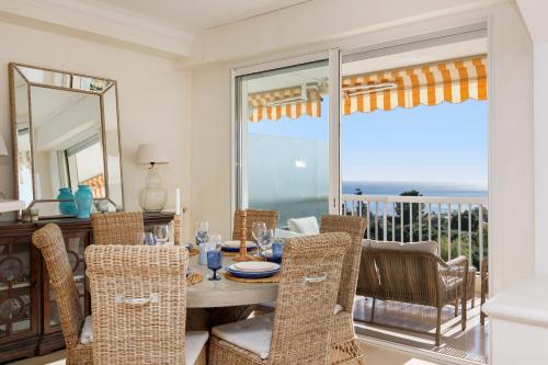 Upstays Sea View Terrace 83m Apartment