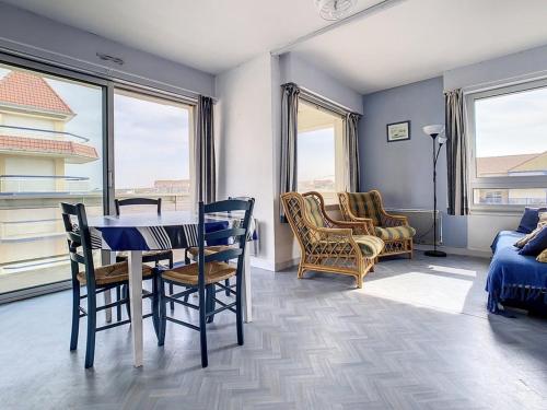 Appartement à 50m de la plage avec balcon, animaux acceptés - FR-1-236-64