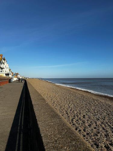 a view of a beach with the ocean at Chez Ana in Saxmundham