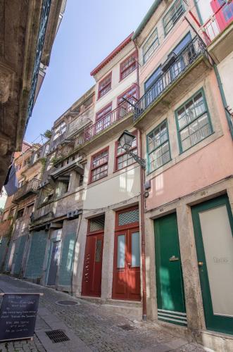Tailor's Apartments II - bydixos