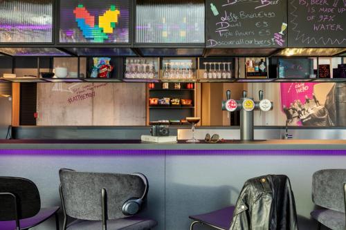 Lounge nebo bar v ubytování Moxy Antwerp