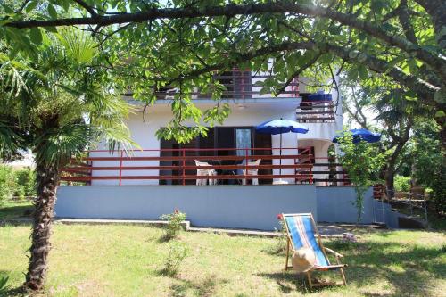 Apartments Brankica Island