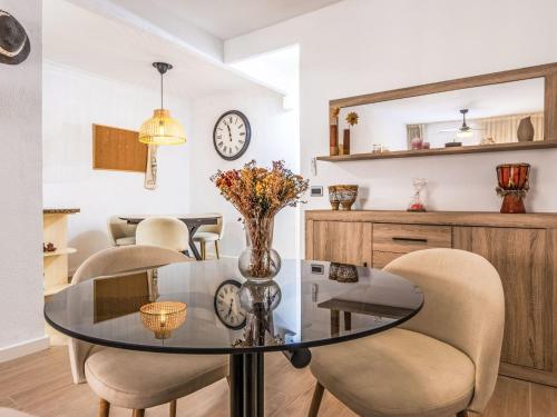 Apartment Valencia by Interhome