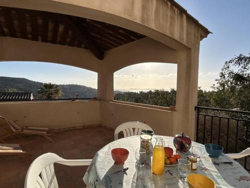 Maison calme 4 pièces, 3 chambres, vue mer, Bormes-les-Mimosas - FR-1-251-849