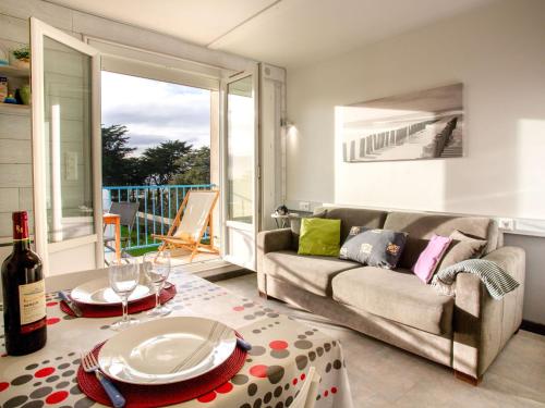 Apartment Les Tilleuls-2 by Interhome