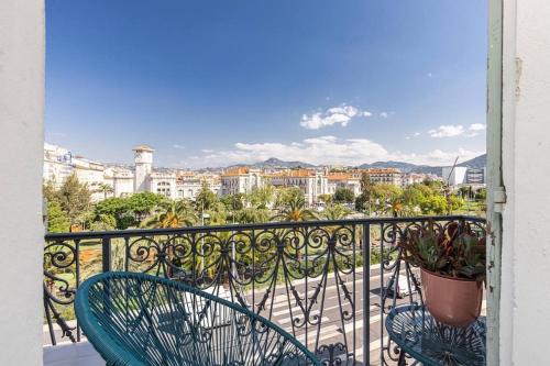 2 chambres, balcons, vue imprenable, climatisation - PALACE BLEU