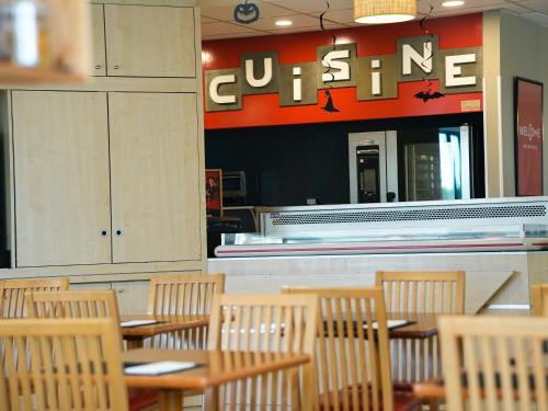 Ресторан / где поесть в ibis Caen Porte d’Angleterre