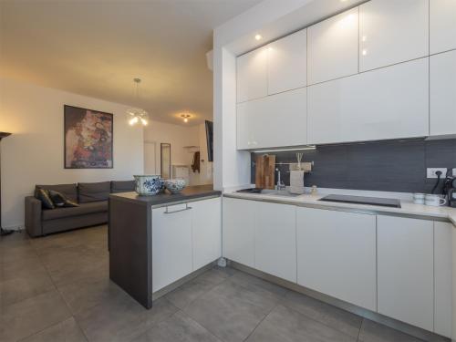 San Siro - Modern & Stylish 3 BR with 2 balconies Lotto MM1-MM5 by Rentopolis