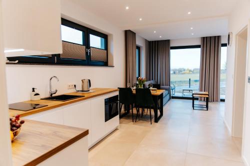 Dapur atau dapur kecil di Apart Home Raba Wyżna
