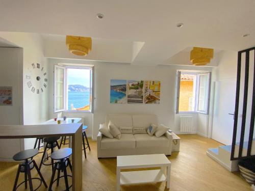 PEARL AP4444 By Riviera Holiday Homes