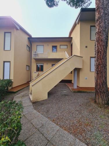 Budova, v ktorej sa apartmán nachádza