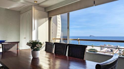 COBLANCA sea front apartment
