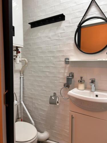 Studio Paris - Métro 7 Cadet - Quartier Faubourg-Montmartre