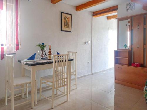 Φωτογραφία από το άλμπουμ του Holiday Home Aballon by Interhome σε Jurdani