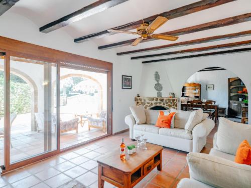 Holiday Home Bea by Interhome