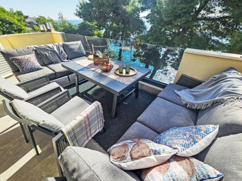 Apartment Tina-1 by Interhome
