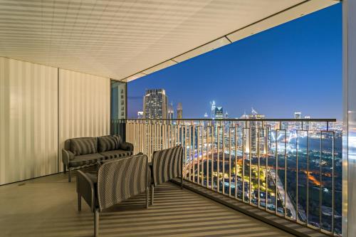 Elegant 2BR in Downtown Dubai l Walk to Dubai Mall