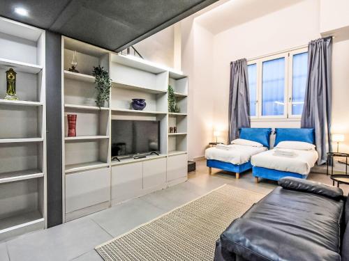 Apartment Gluck Central Station Lofts-2 by Interhome