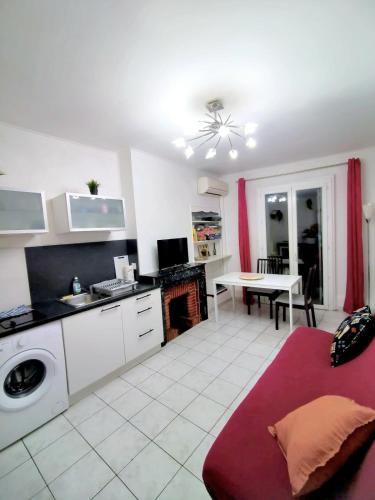 Photo de la galerie de l'établissement F2 near the tram, fully equipped in the heart of Castelnau, à Castelnau-le-Lez