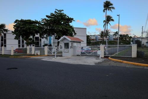 El barri de l'apartament o un barri que hi ha a prop