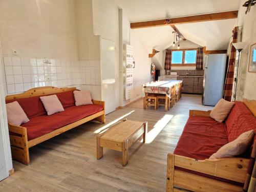 Photo de la galerie de l'établissement Les Chalets D'arrondaz - Appartement spacieux 10/12 personnes 90 m² MAE-7014, à Modane
