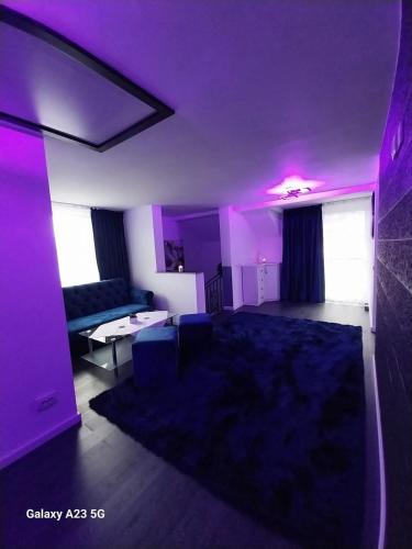 Μια τηλεόραση ή/και κέντρο ψυχαγωγίας στο Casa David
