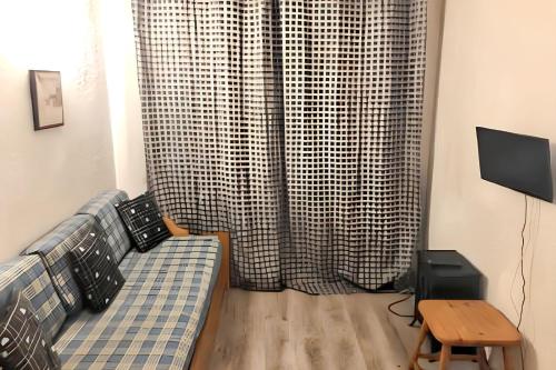 Posezení v ubytování Studio familial avec balcon à Modane 18 m² vue montagne