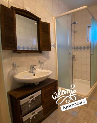 Bilik mandi di Ferienhaus in Kroatien