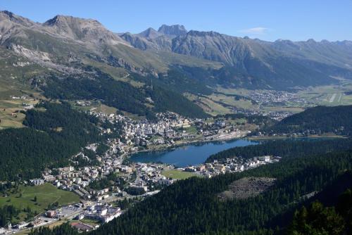 Letecký snímek ubytování Ferienwohnung St. Moritz