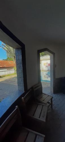 Chácara c piscina e churrasqueira em sta isabelにあるシーティングエリア