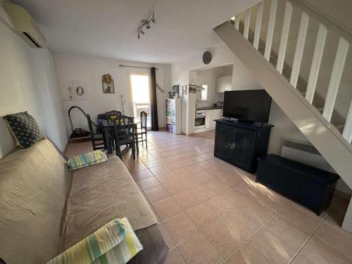 Photo de la galerie de l'établissement Maison 8 Pers, 3 Ch, 300m Plage, Clim, Parking, Animaux Ok - FR-1-229B-106, à Narbonne