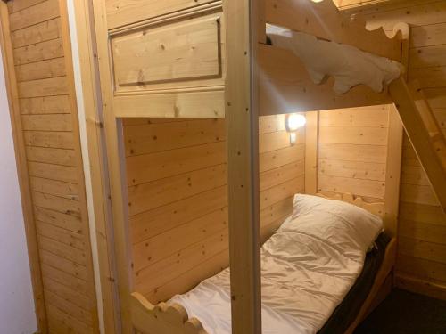 Studio ski aux pieds Méribel Altiport, balcon, jusqu'à 4 pers. - FR-1-411-974