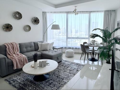Sea Breeze 1BR in Luxury Complex with Sea View Pools Gym on Reem Island