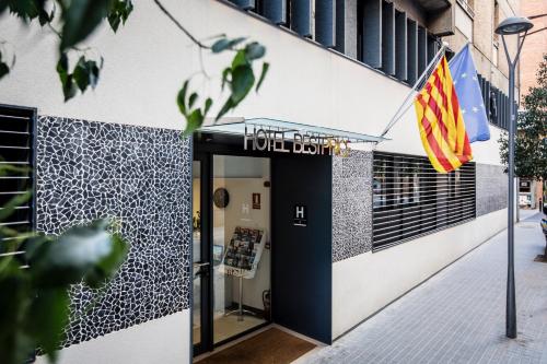 Gambar di galeri bagi Hotel BESTPRICE Gracia di Barcelona