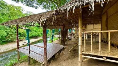 Φωτογραφία από το άλμπουμ του Tid-jai Homestay at Suan Phueng σε Suan Phung