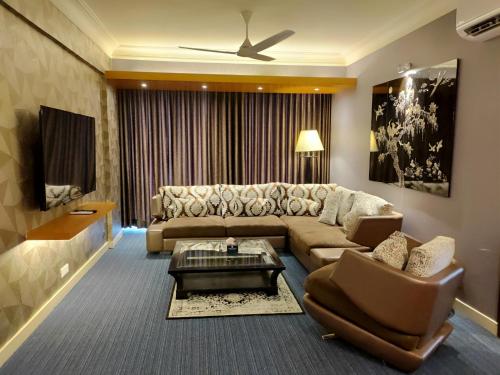 Χώρος καθιστικού στο Royal Pearl Suites
