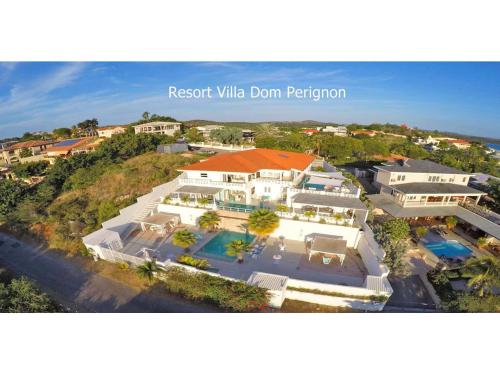 Vaade majutusasutusele Champartments Resort - Villa & Appartementen Dom Perignon linnulennult