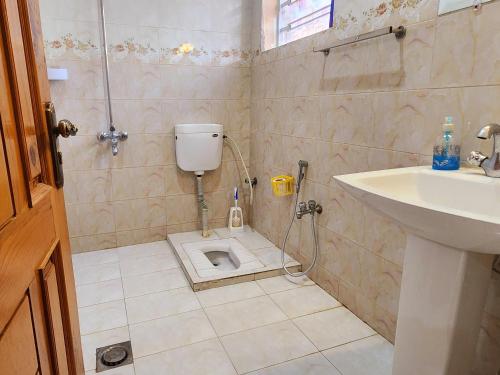 Bilik mandi di Haven Lodge, 3BR Entire Portion in Bahria Enclave Islamabad