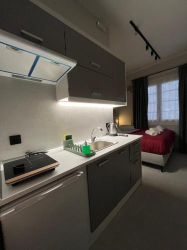 Iris Suite panepistimiou