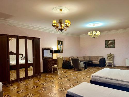 Cama o camas de una habitación en Castle Hotel Yerevan