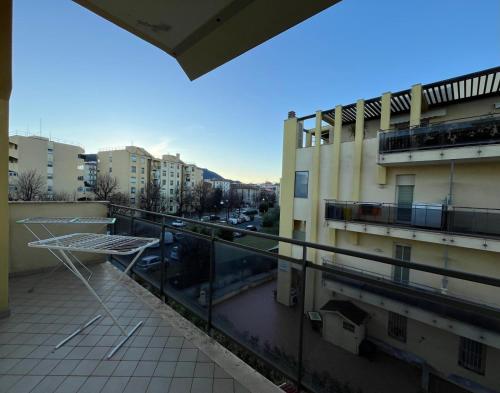 Balkoni atau teres di DEA apartments