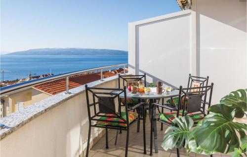Apartment Makarska With Sea View 01