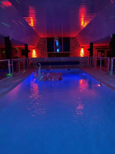 Piscine Intérieur pour vos Fêtes privées