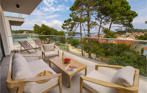 Stunning Apartment In Mali Losinj