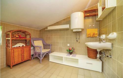Beautiful Apartment In Crikvenica With Wifi