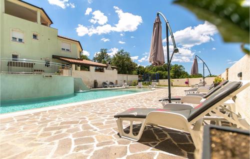 Awesome Apartment In Pula With Swimming Pool